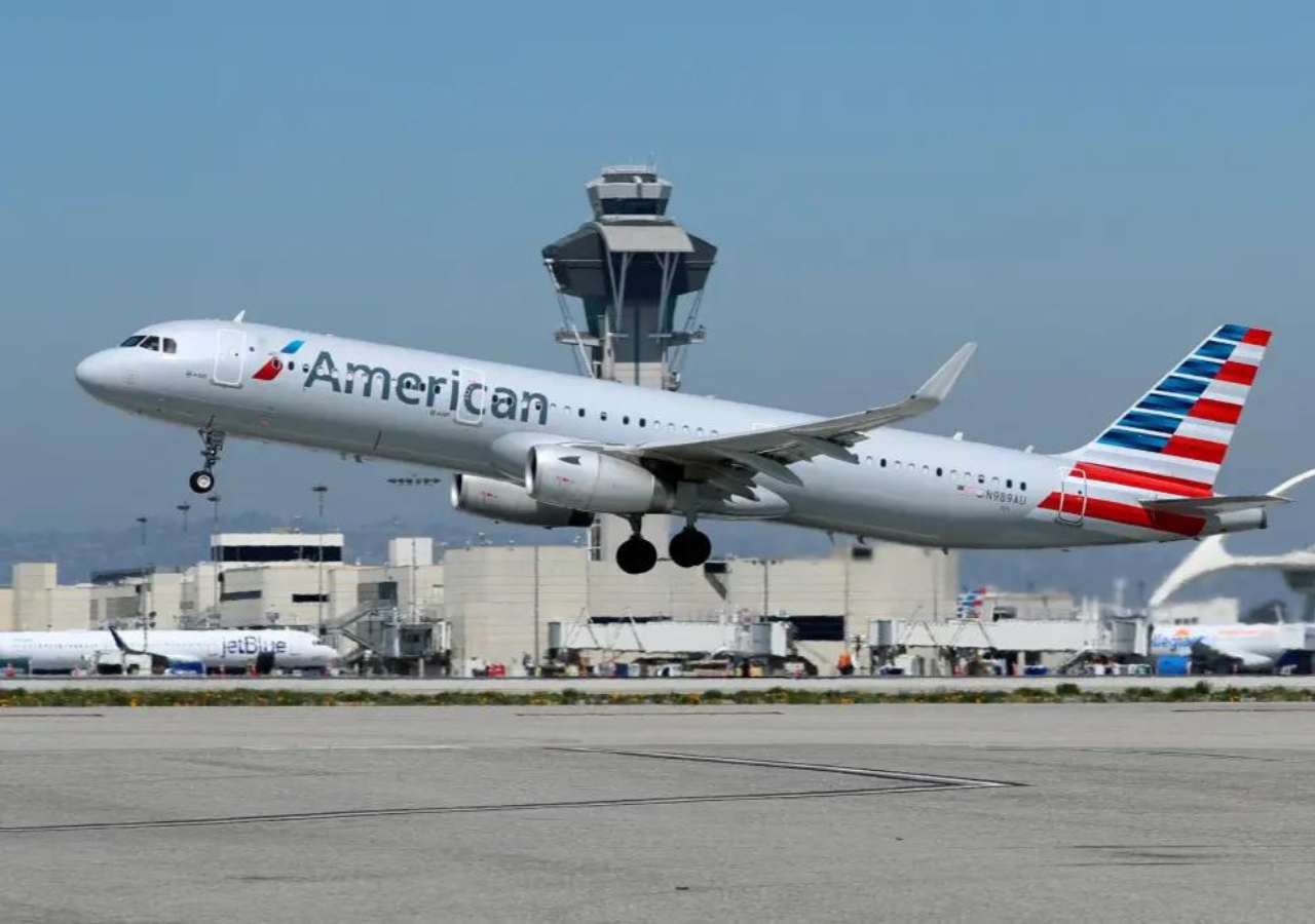 American Airlines Worker Mishandling Wheelchair Sparks Outrage
