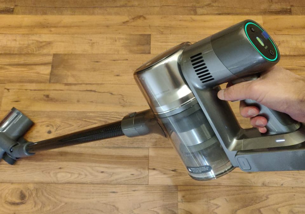 Experience a Stylish Cleaning with Dreametech Cordless Vacuum Cleaner