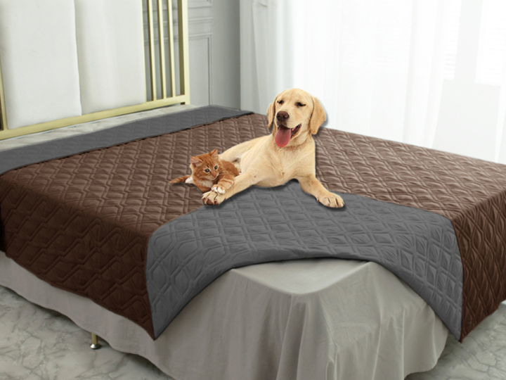 Discover the Ameritex Waterproof Dog Bed Cover