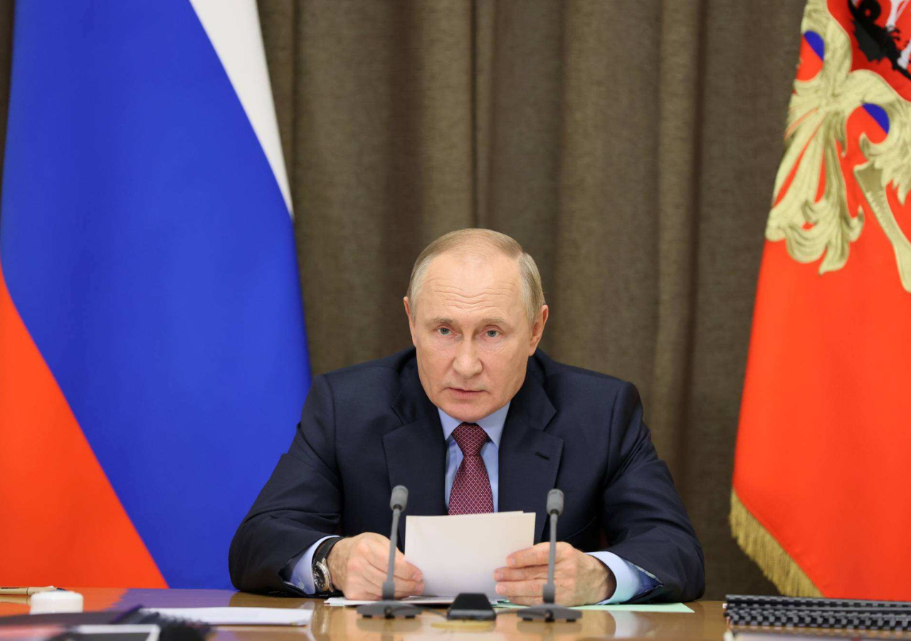 The Escalating Tensions in Putin’s Latest Threat