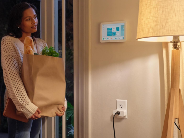 Why the Amazon Smart Plug Is a Must-Have